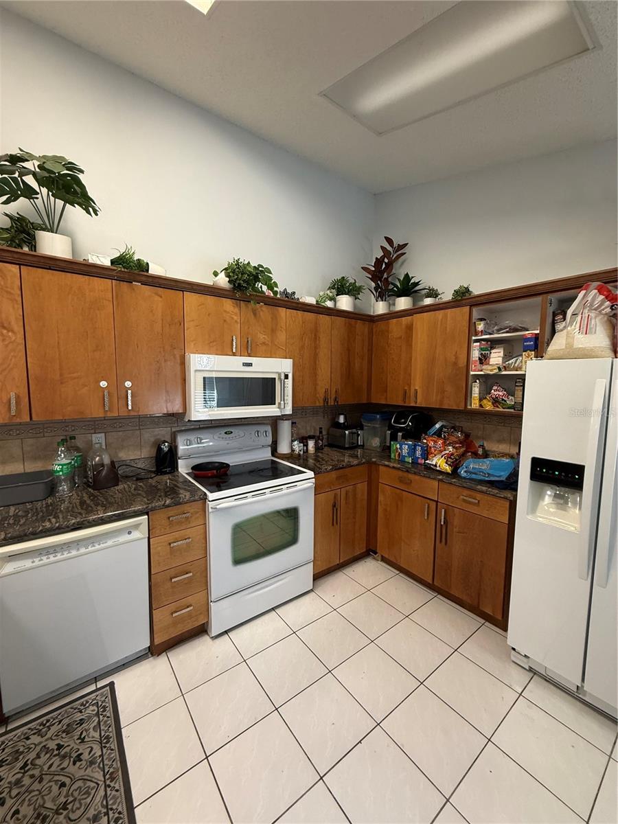 Image 12 of 17 For 5647 Monte Rosso Road