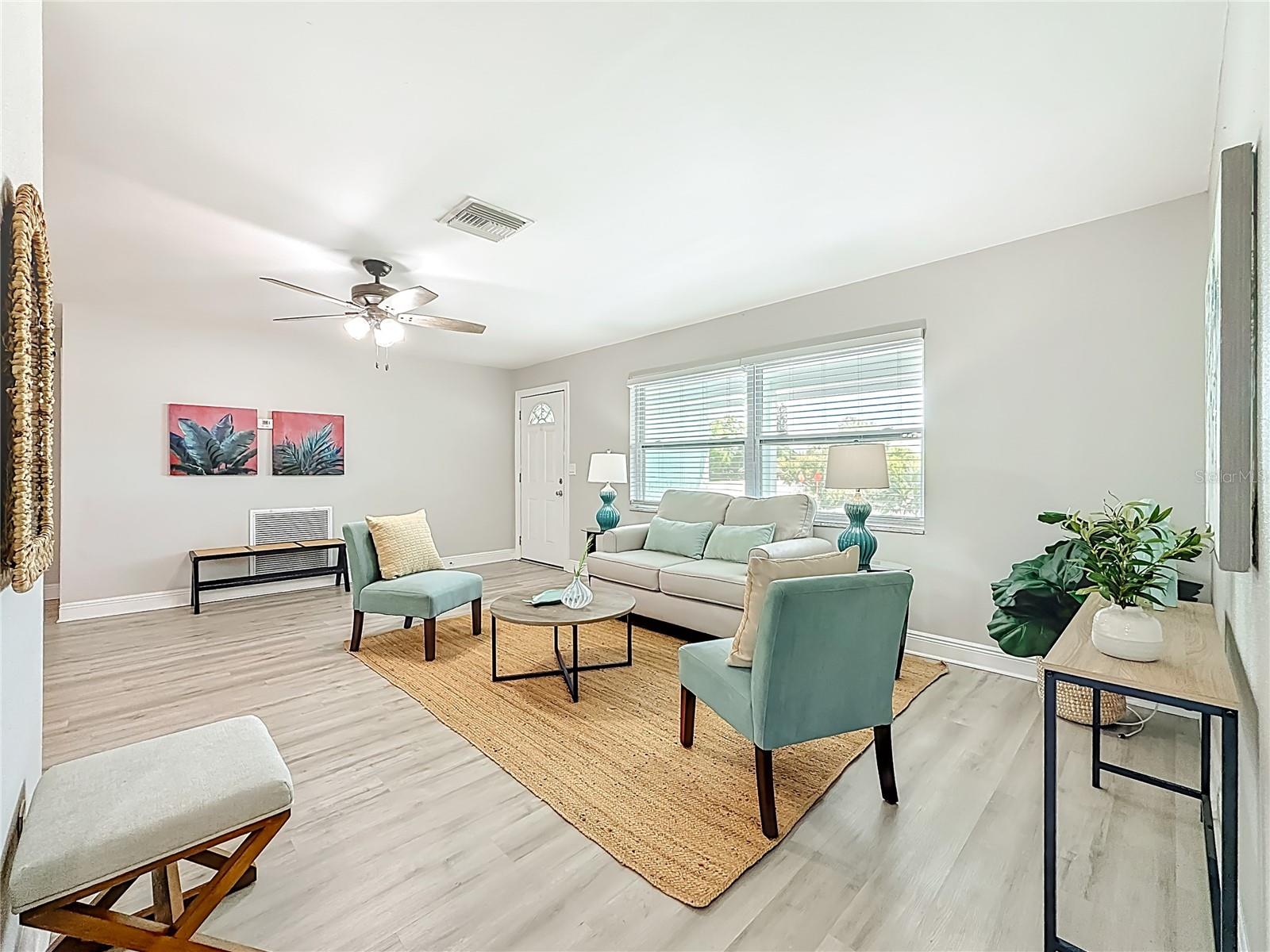 Image 12 of 58 For 11303 122nd Terrace