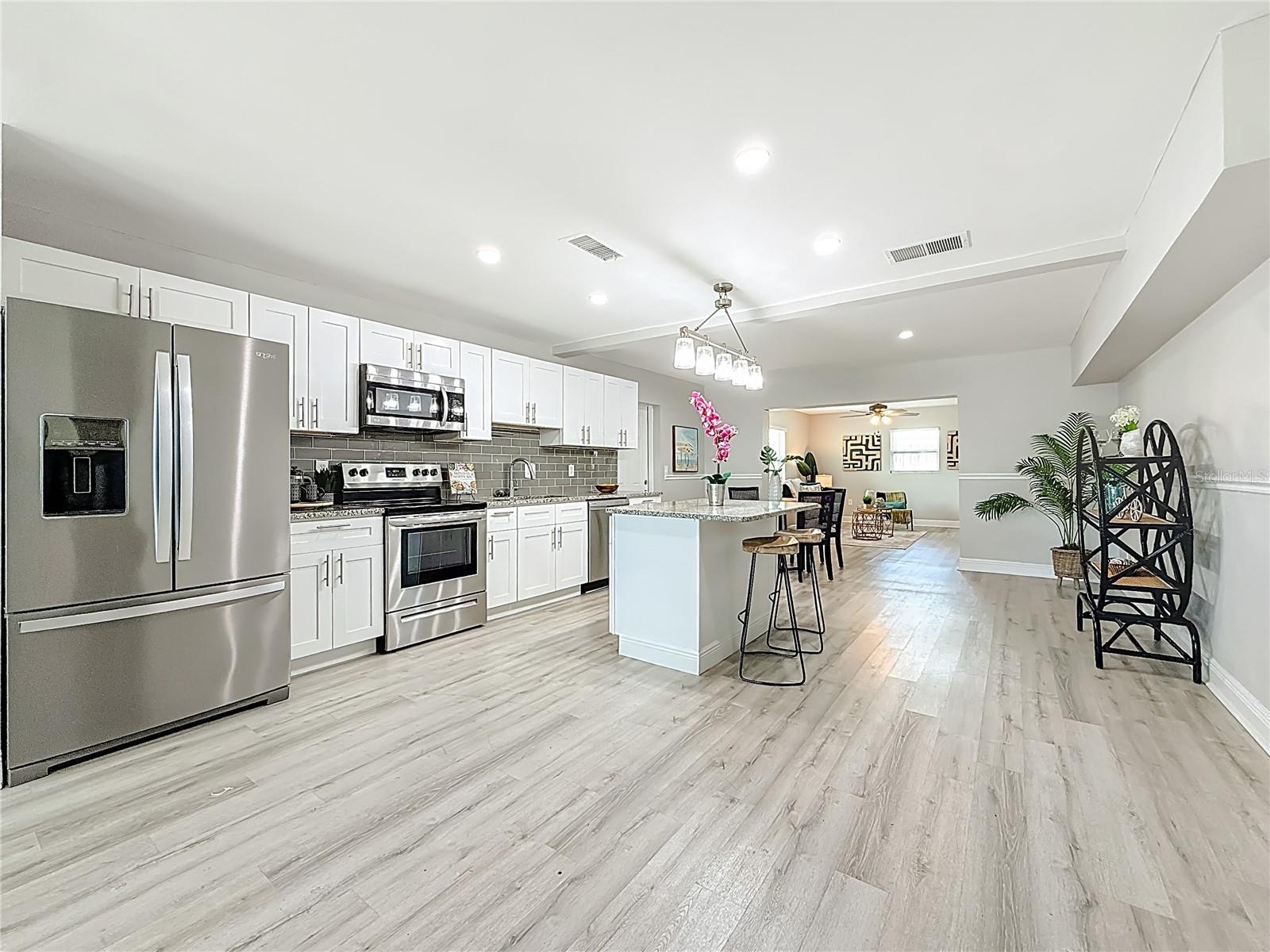 Image 14 of 58 For 11303 122nd Terrace