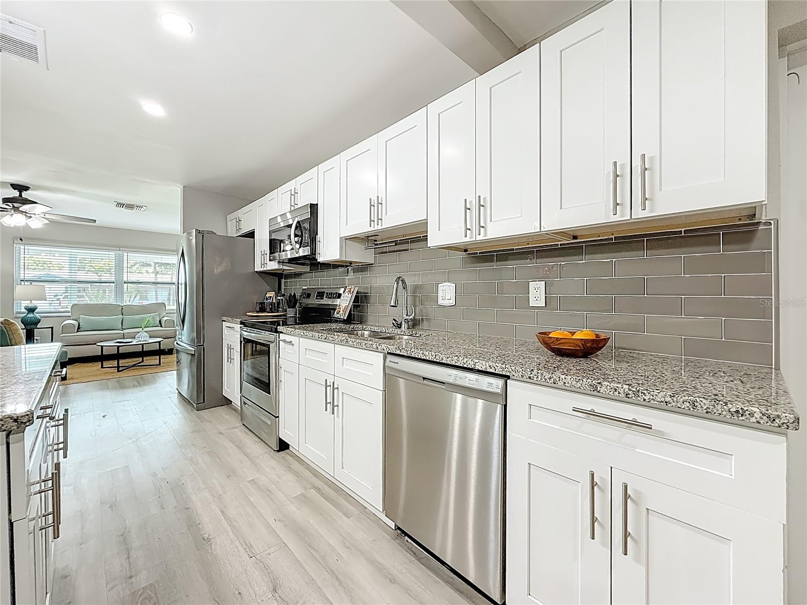 Image 19 of 58 For 11303 122nd Terrace