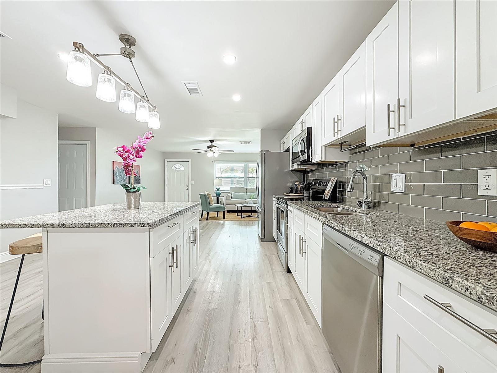 Image 20 of 58 For 11303 122nd Terrace