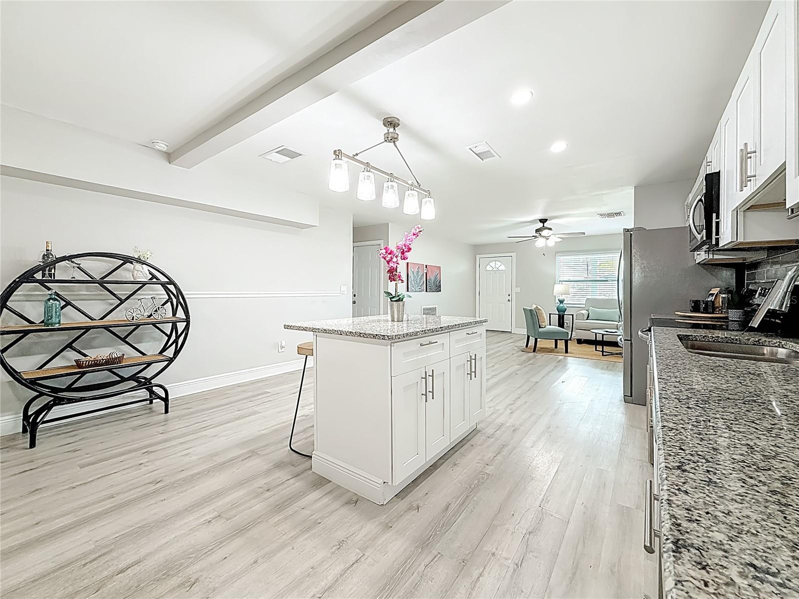 Image 21 of 58 For 11303 122nd Terrace