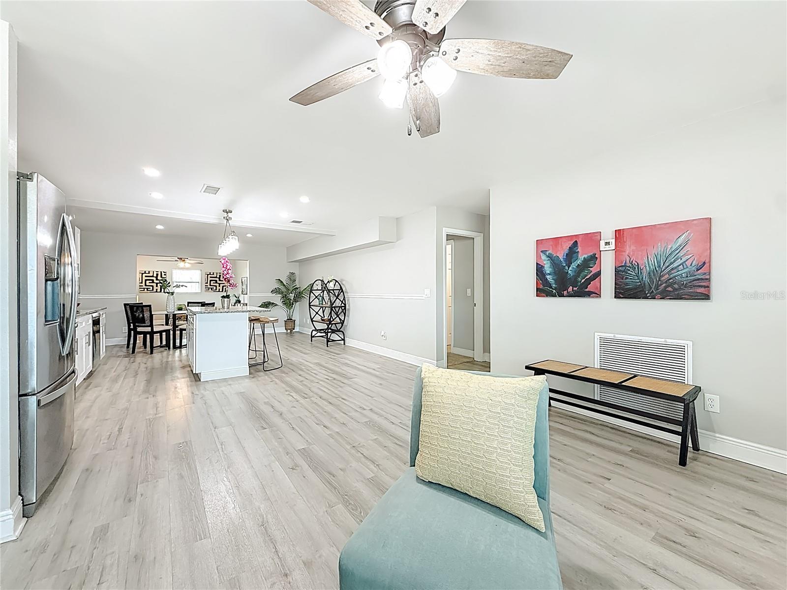 Image 9 of 58 For 11303 122nd Terrace