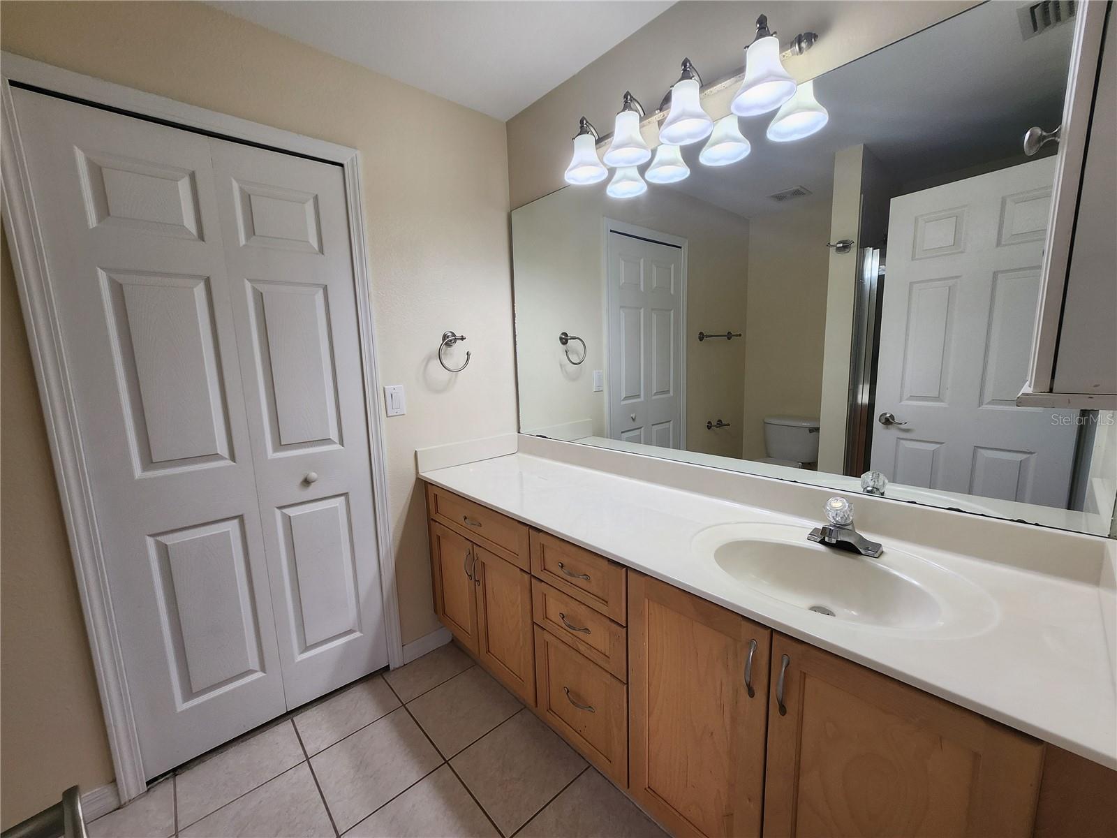 Image 13 of 20 For 11076 Winter Crest Drive