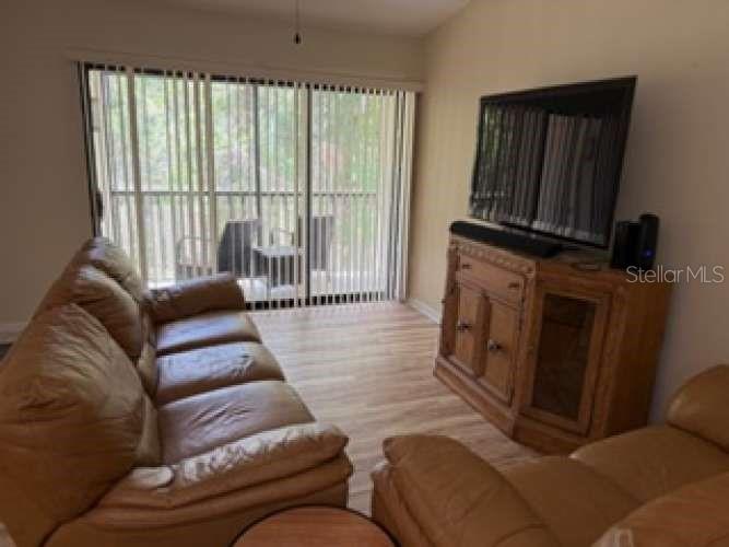 Image 10 of 22 For 3301 Crystal Court E O