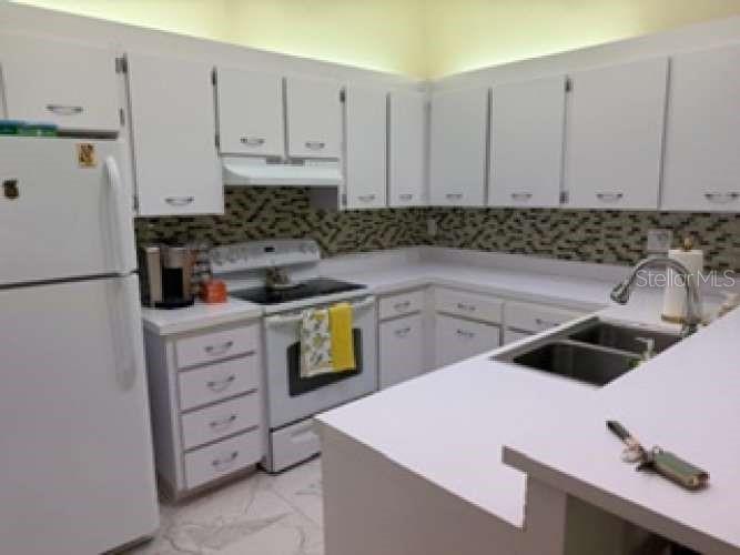 Image 12 of 22 For 3301 Crystal Court E O