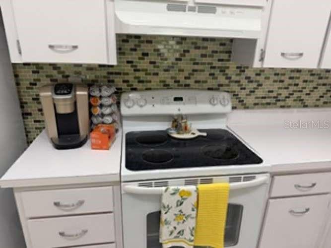 Image 14 of 22 For 3301 Crystal Court E O