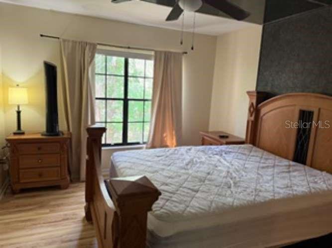 Image 18 of 22 For 3301 Crystal Court E O