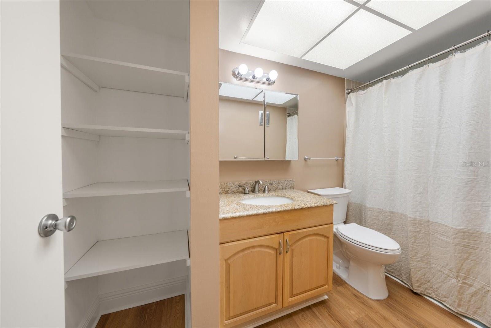 Image 12 of 19 For 1975 Bay Drive 115