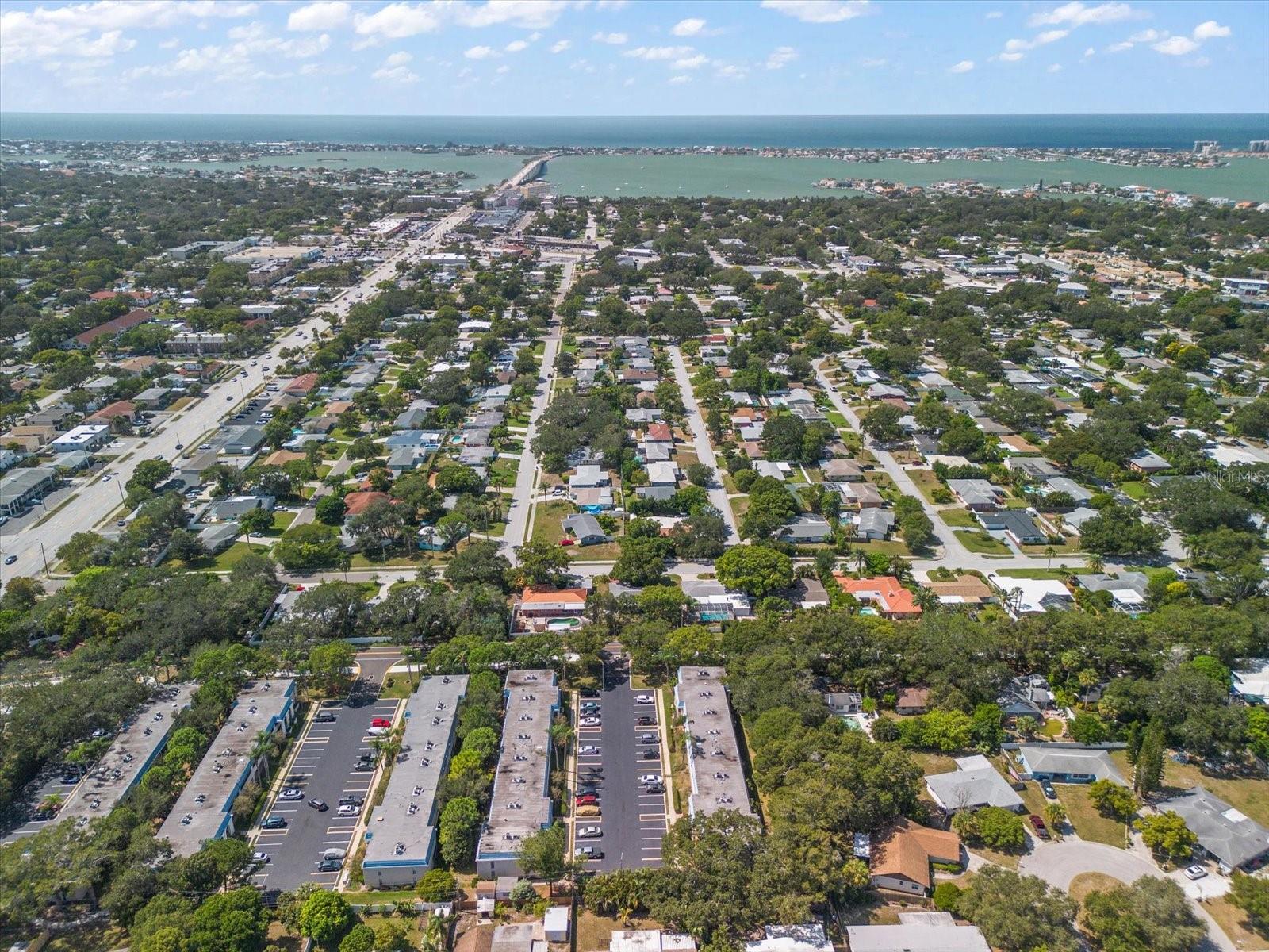 Image 18 of 19 For 1975 Bay Drive 115