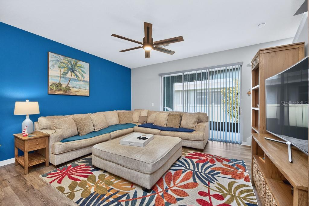 Image 11 of 45 For 2914 Suncoast Blend Drive