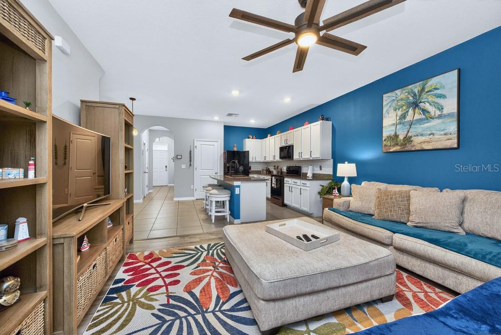 Image 15 of 45 For 2914 Suncoast Blend Drive