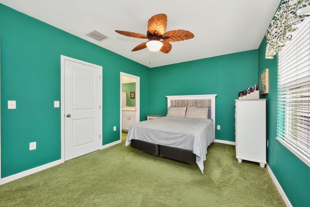 Image 17 of 45 For 2914 Suncoast Blend Drive