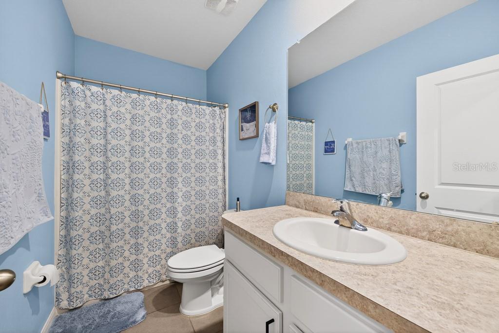 Image 23 of 45 For 2914 Suncoast Blend Drive