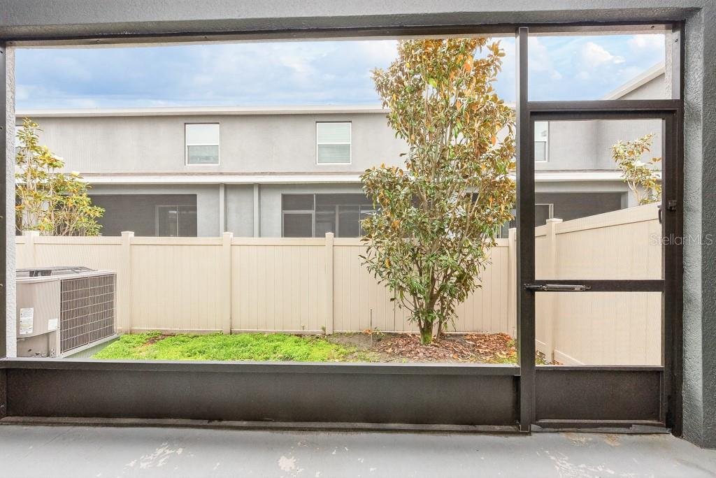 Image 29 of 45 For 2914 Suncoast Blend Drive