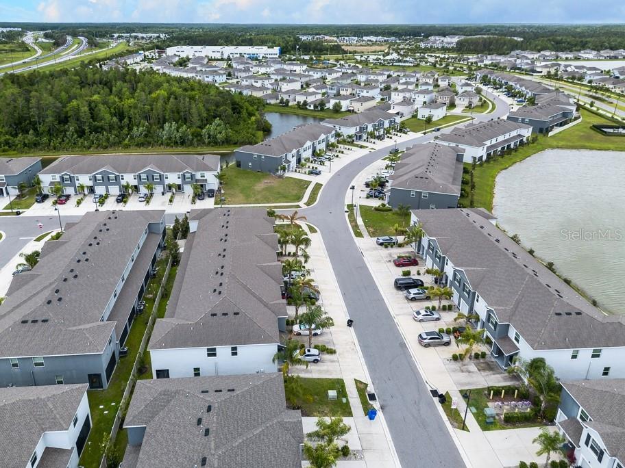 Image 38 of 45 For 2914 Suncoast Blend Drive