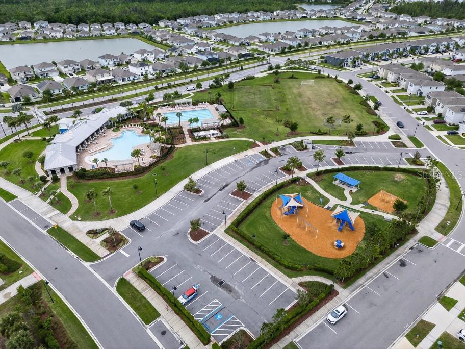 Image 42 of 45 For 2914 Suncoast Blend Drive