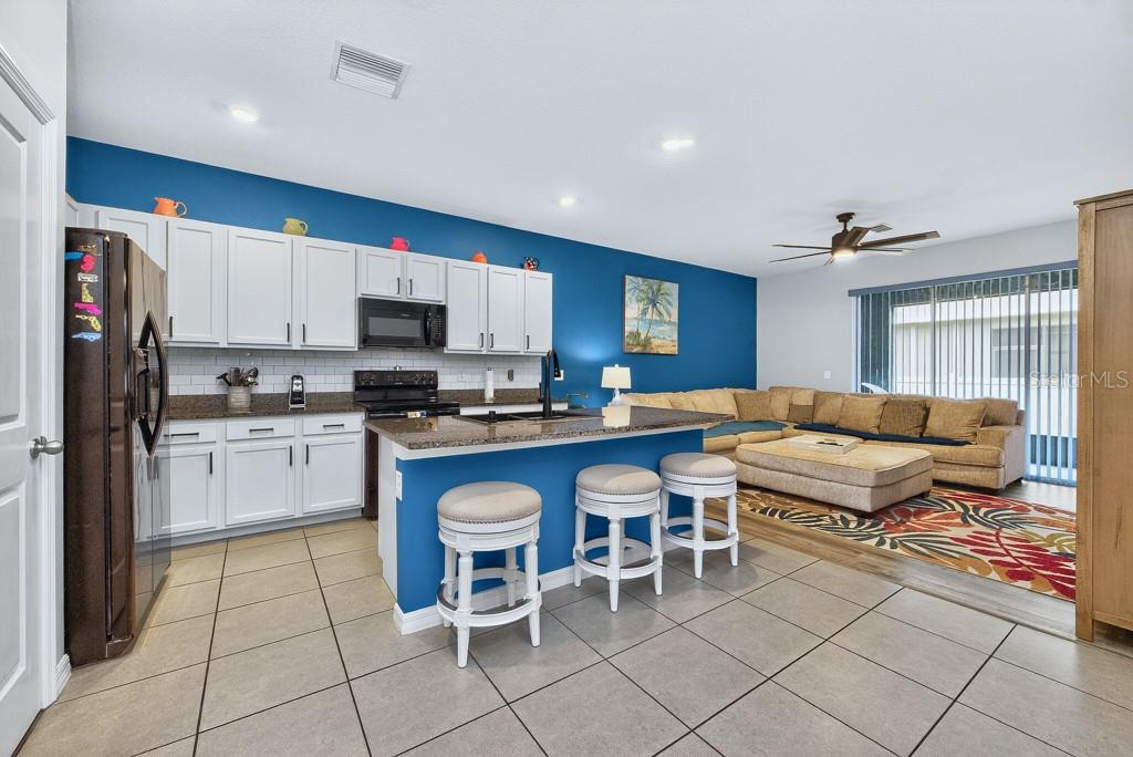 Image 5 of 45 For 2914 Suncoast Blend Drive