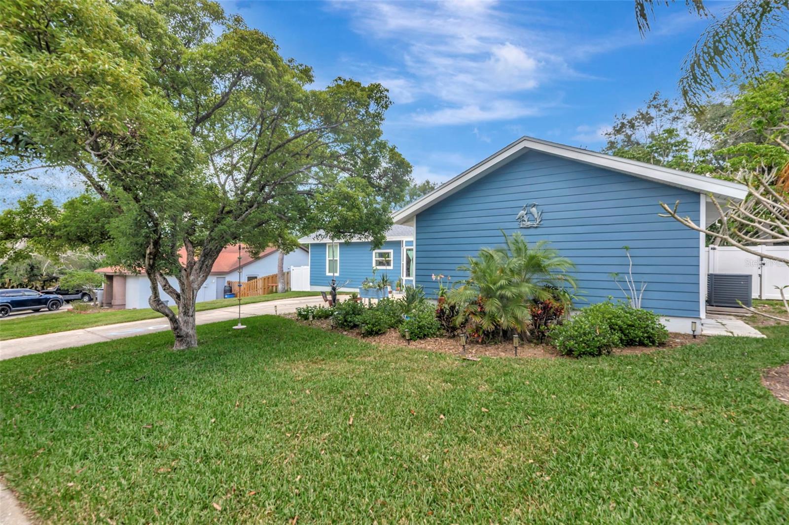 Details for 220 Normandy Circle W, PALM HARBOR, FL 34683
