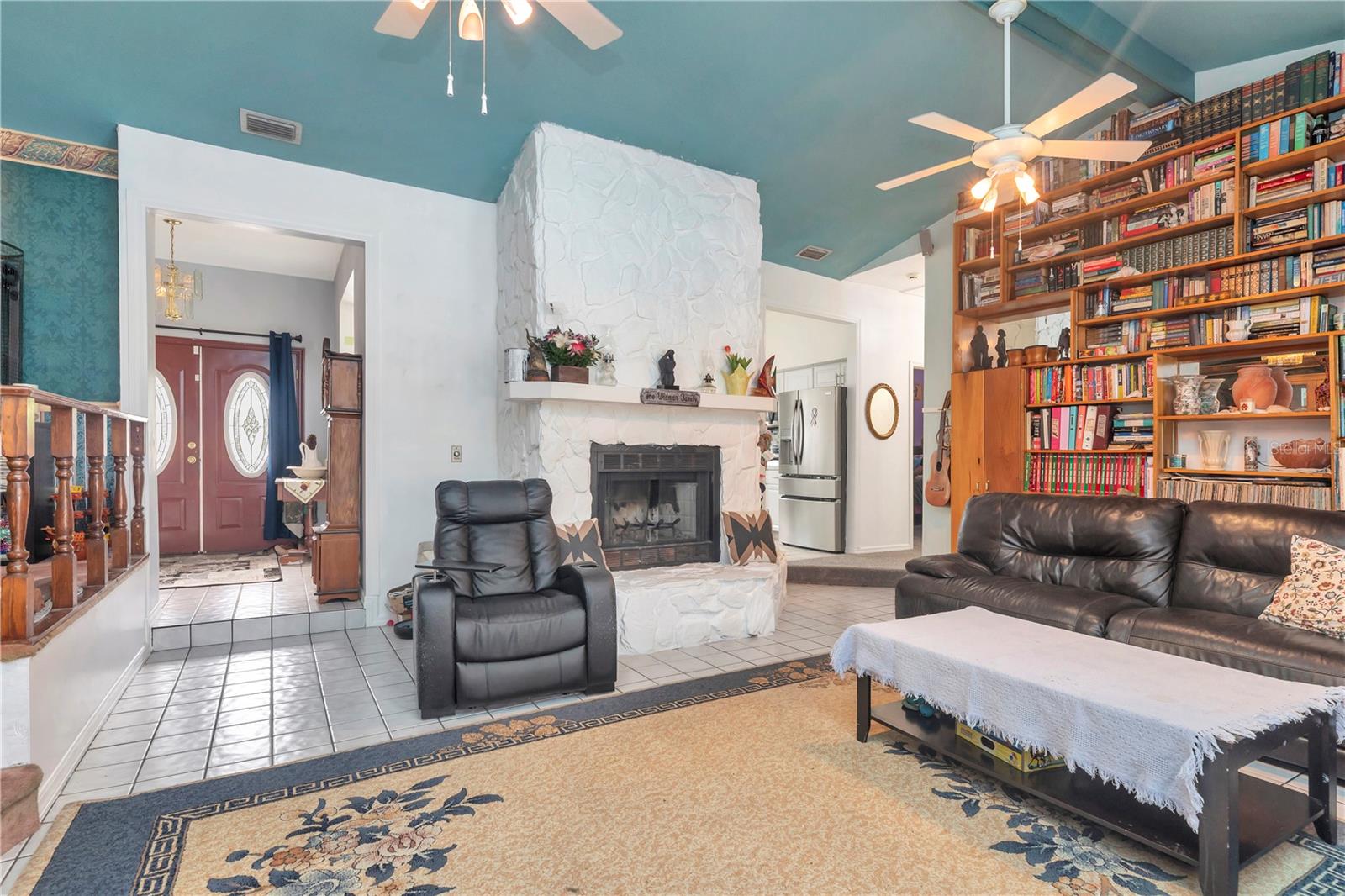 Image 10 of 42 For 220 Normandy Circle W