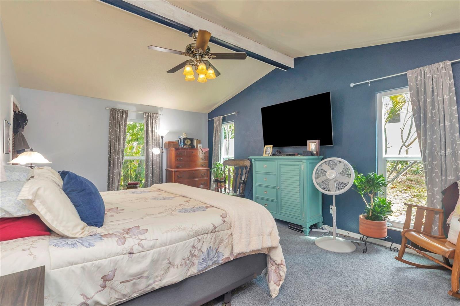 Image 31 of 42 For 220 Normandy Circle W