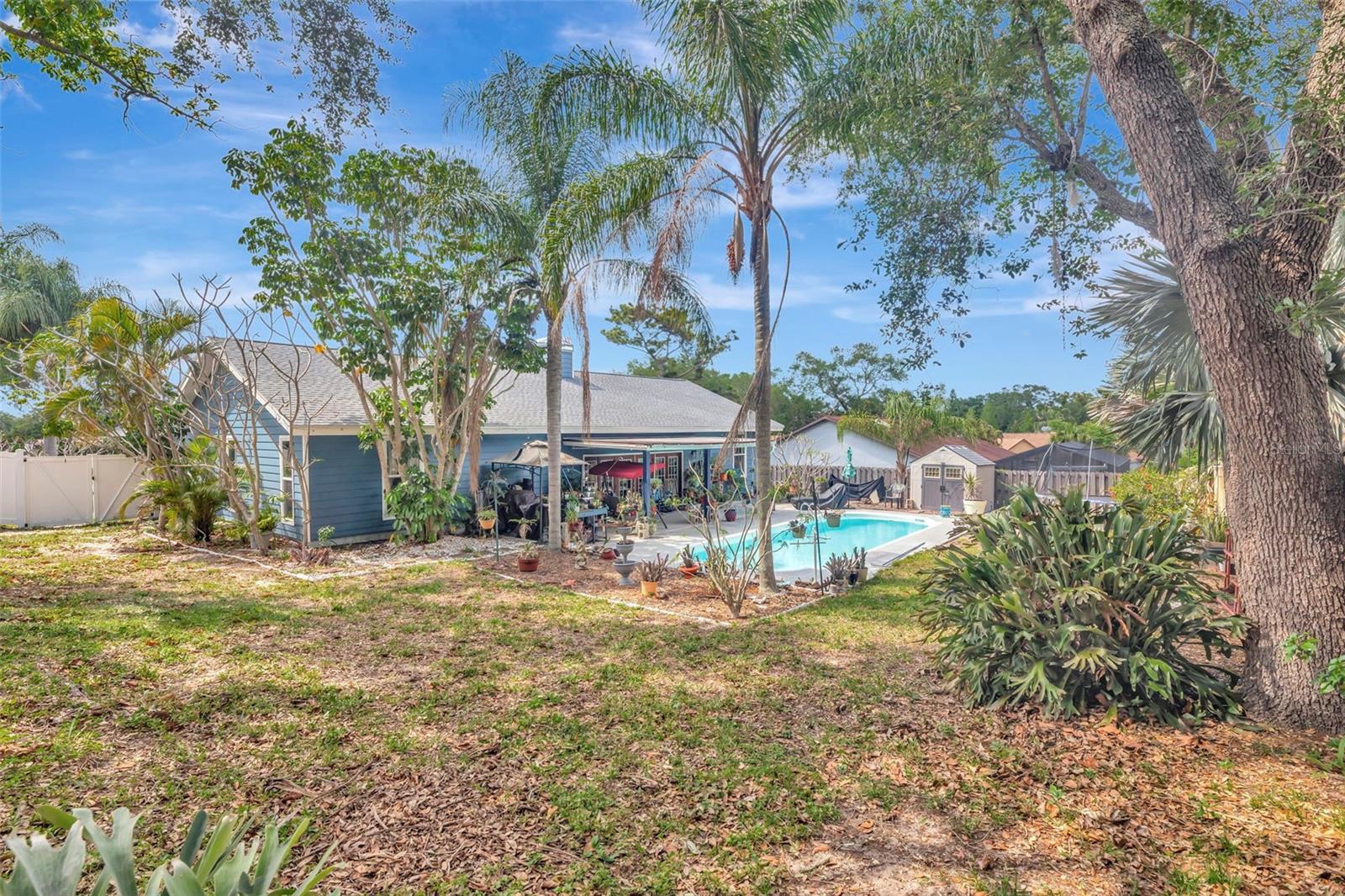 Image 40 of 42 For 220 Normandy Circle W