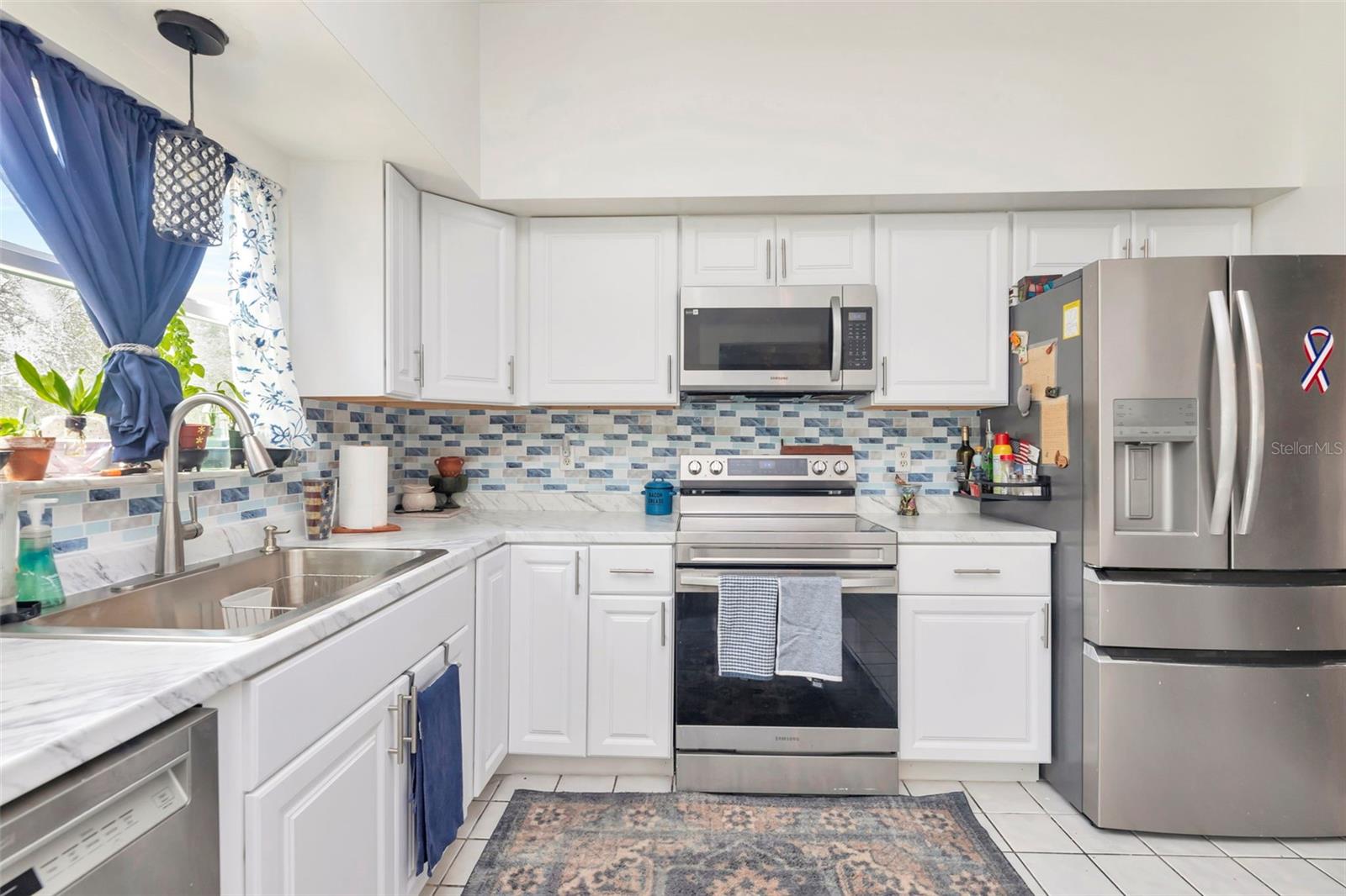 Image 5 of 42 For 220 Normandy Circle W