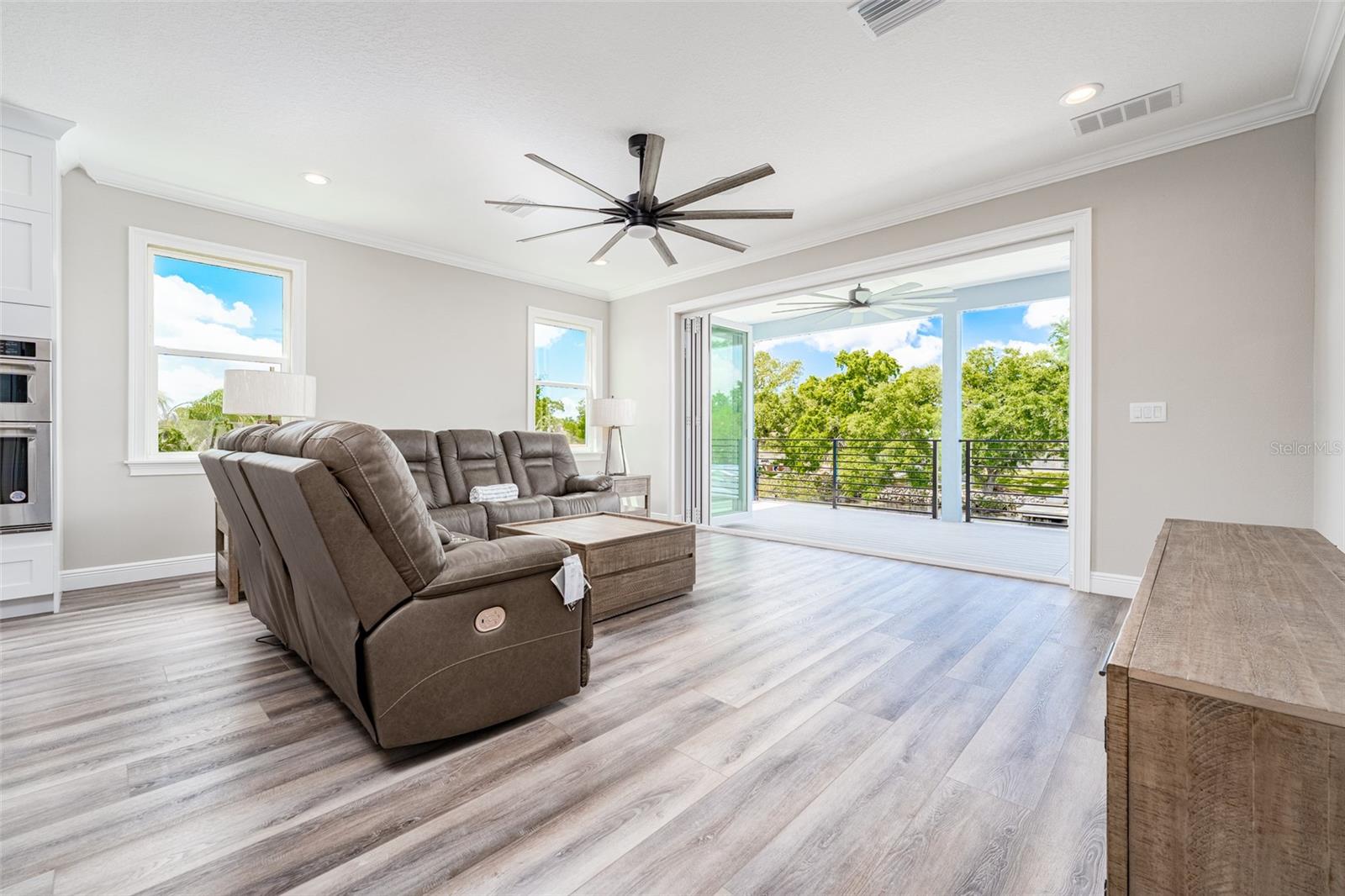 Image 12 of 89 For 8717 Driftwood Drive