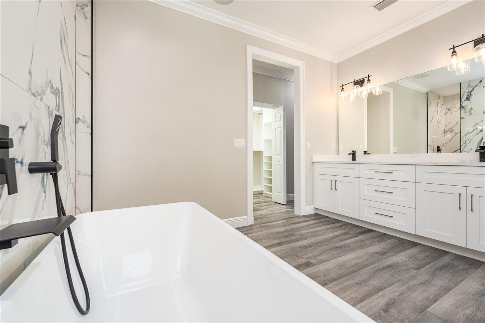 Image 25 of 89 For 8717 Driftwood Drive