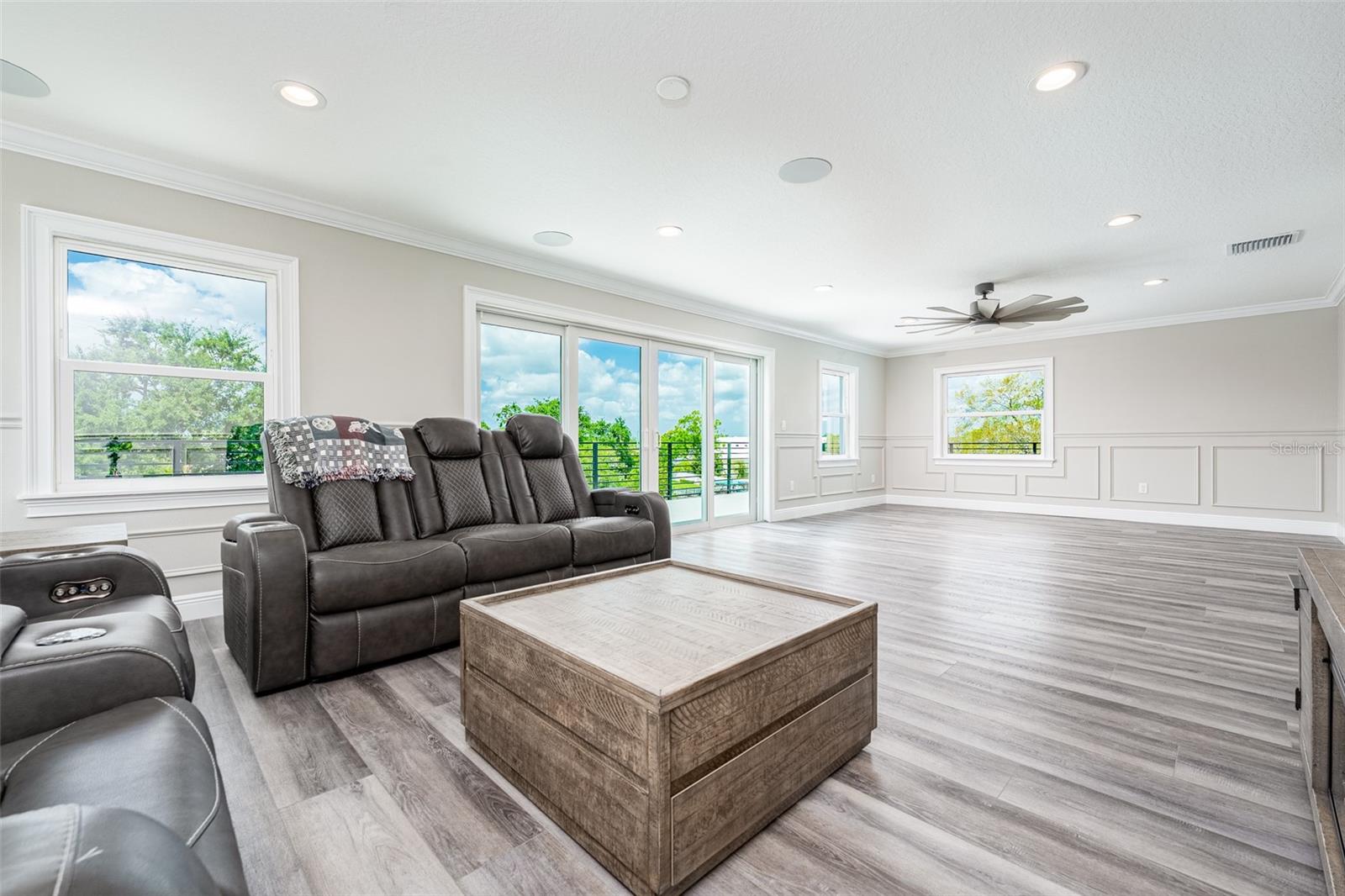 Image 29 of 89 For 8717 Driftwood Drive