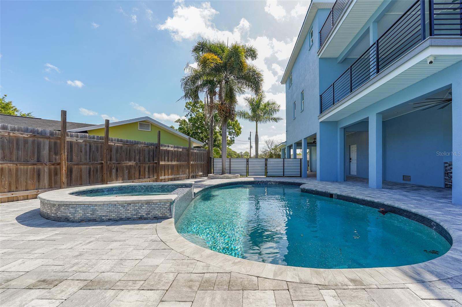 Image 5 of 89 For 8717 Driftwood Drive