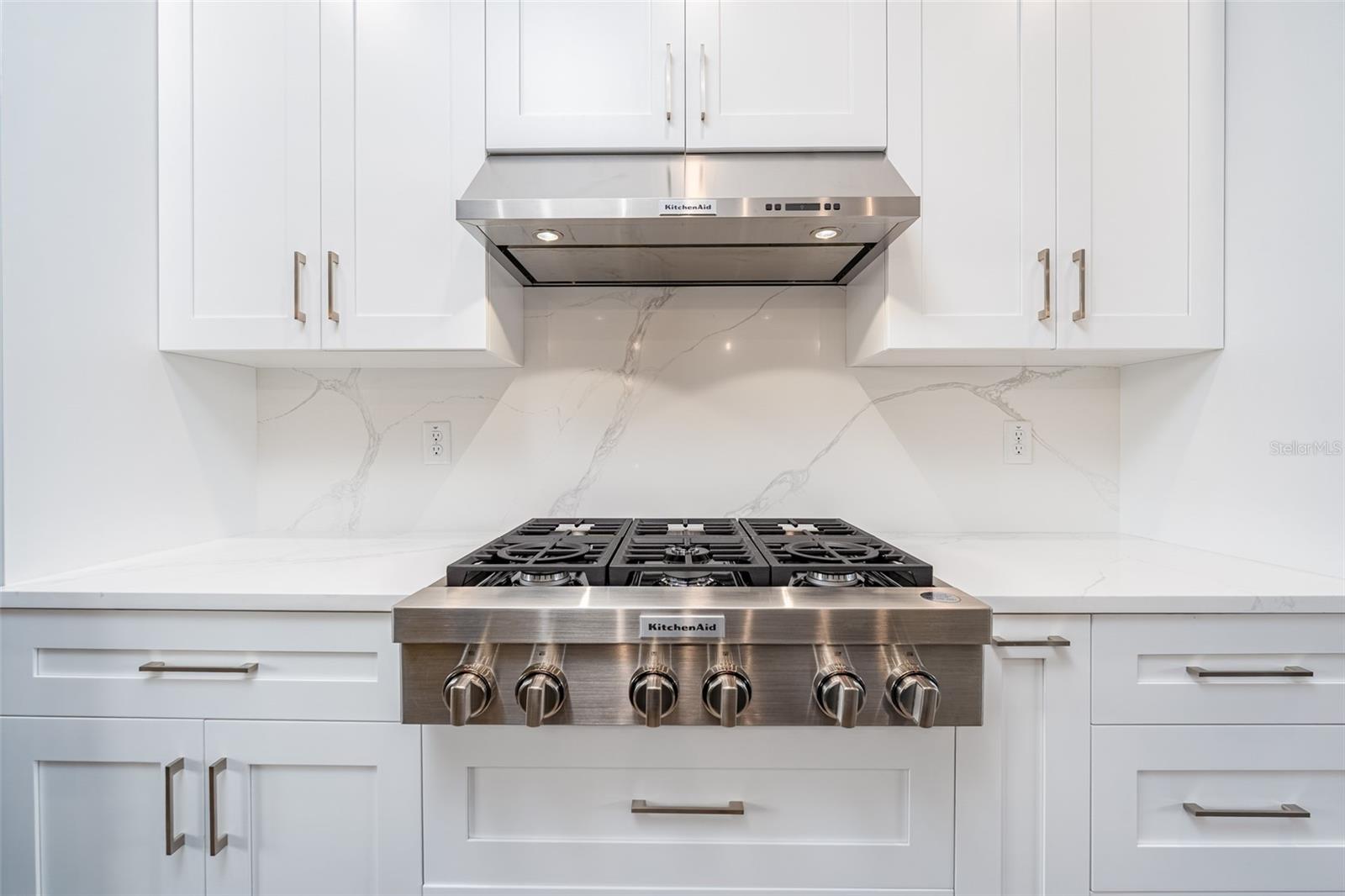 Image 9 of 89 For 8717 Driftwood Drive