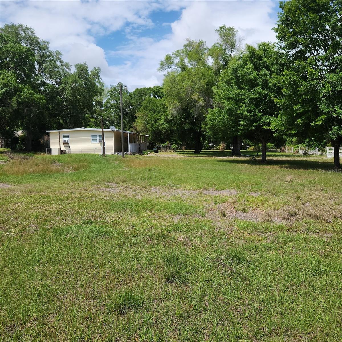 Image 21 of 25 For 26739 Foamflower Boulevard