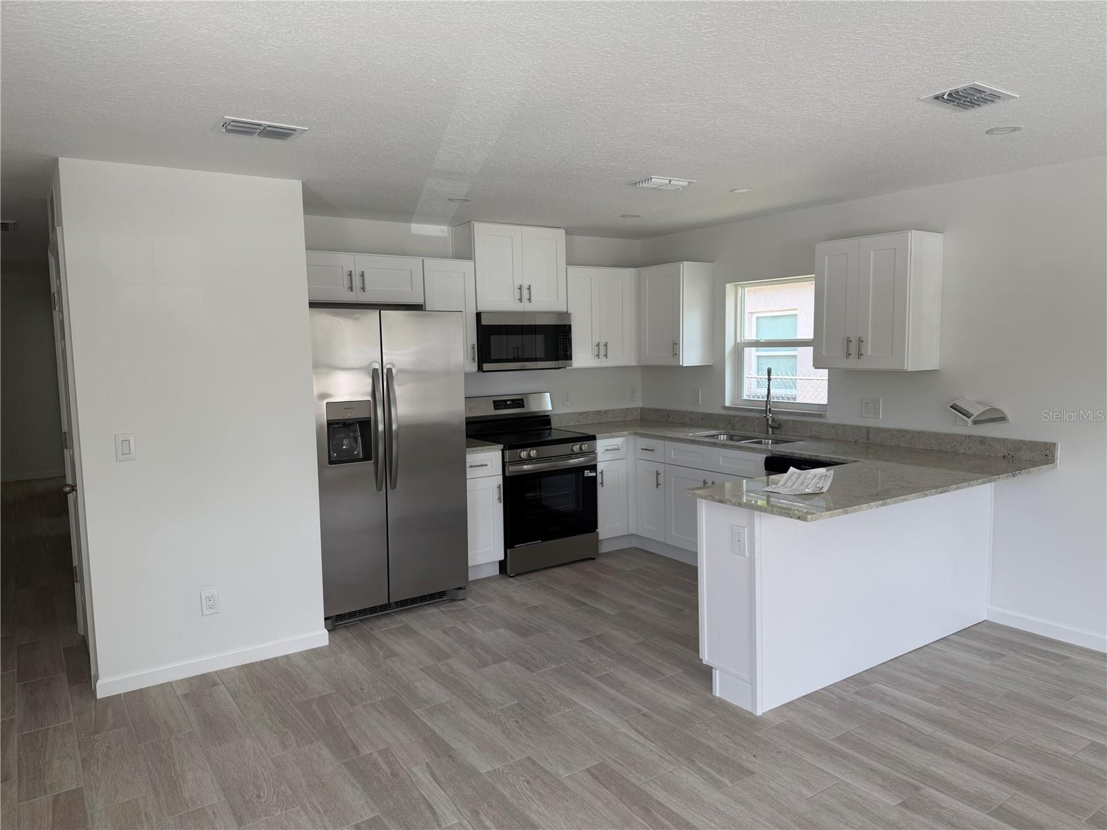 Image 2 of 12 For 4210 Cayuga Street