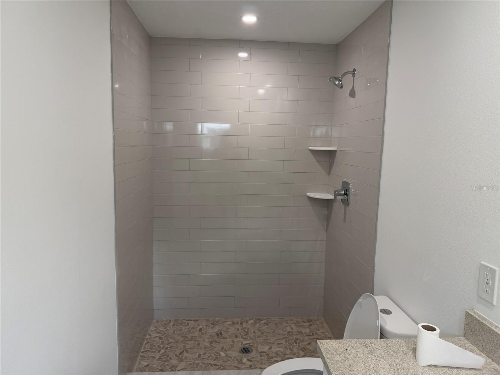 Image 4 of 12 For 4210 Cayuga Street