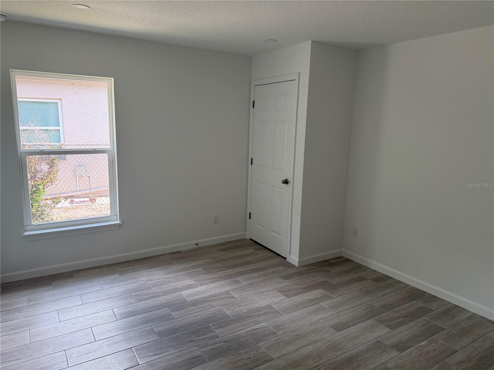 Image 9 of 12 For 4210 Cayuga Street