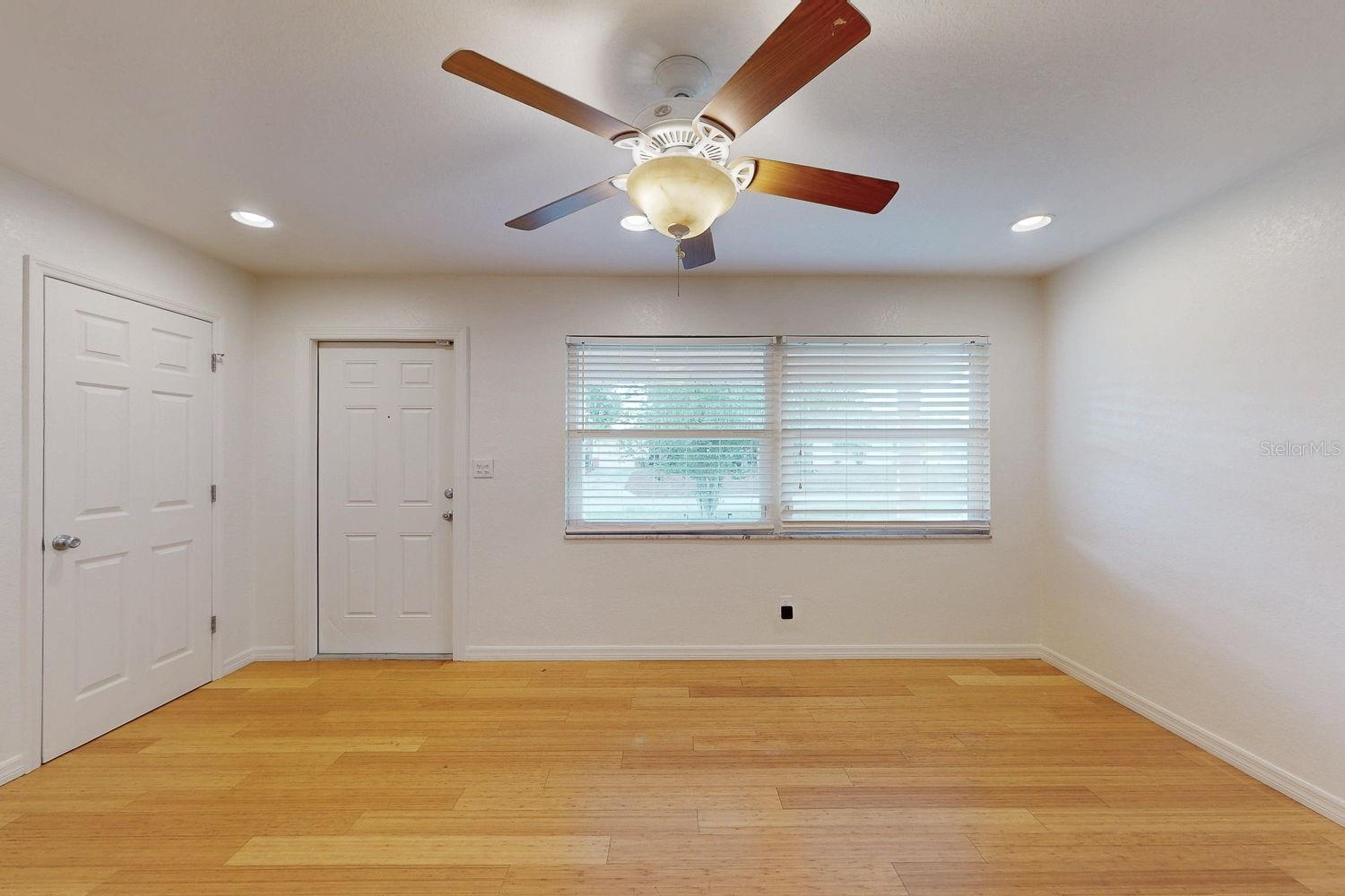 Image 13 of 81 For 6642 27th Street N