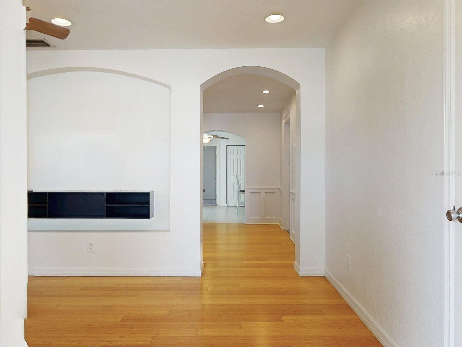 Image 15 of 81 For 6642 27th Street N