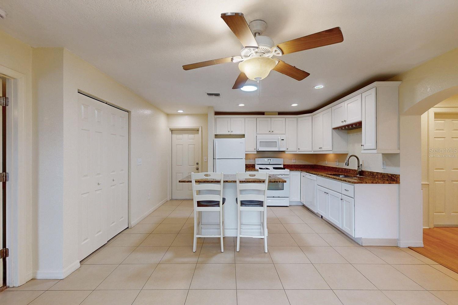 Image 21 of 81 For 6642 27th Street N