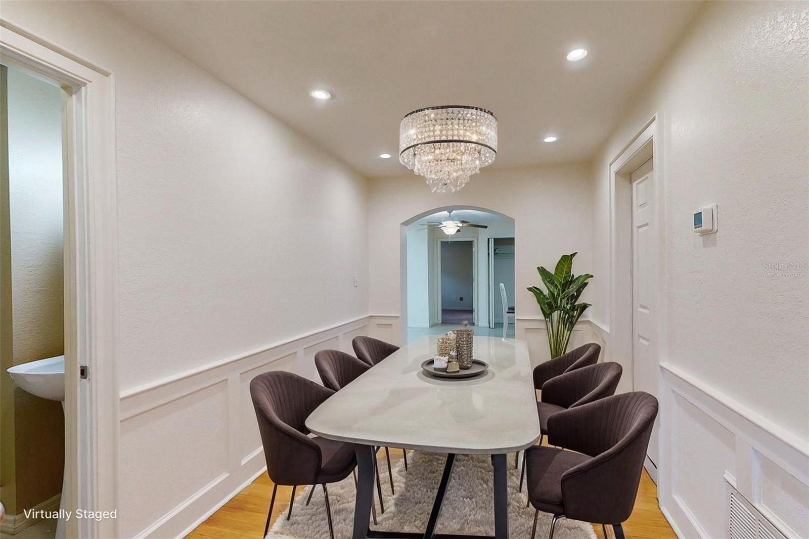 Image 31 of 81 For 6642 27th Street N