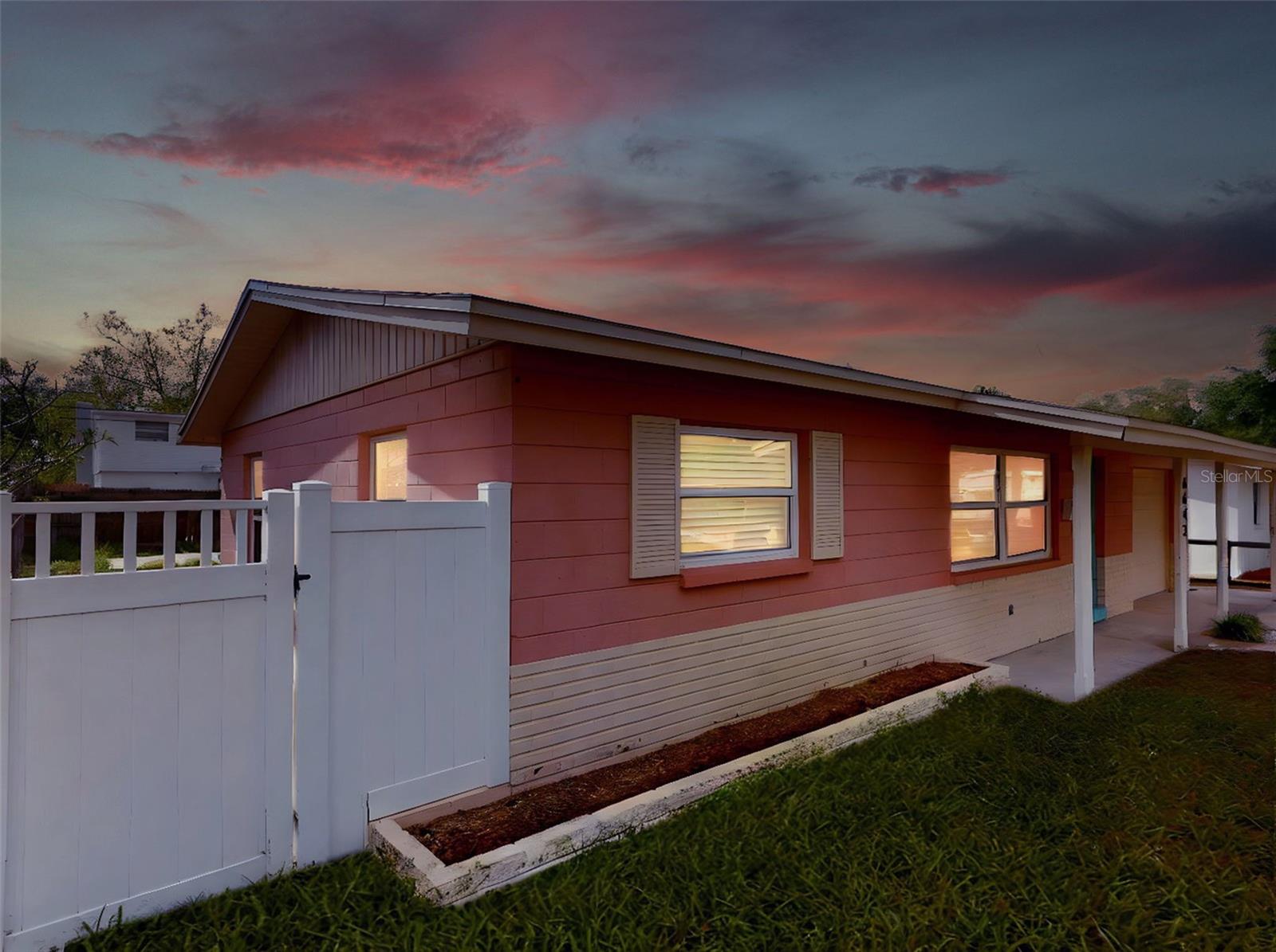 Image 7 of 81 For 6642 27th Street N