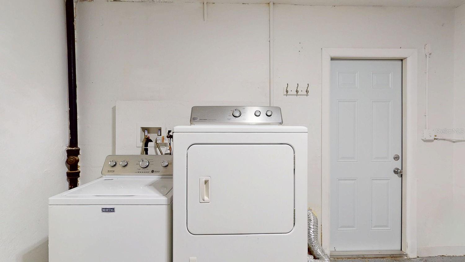 Image 76 of 81 For 6642 27th Street N