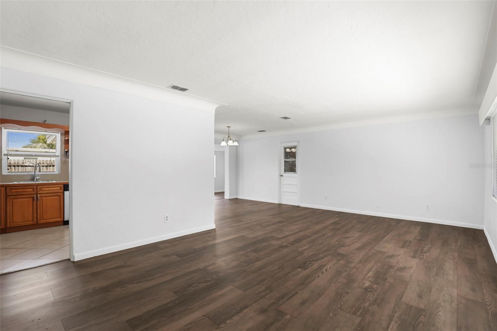 Image 12 of 44 For 1700 63rd Street N