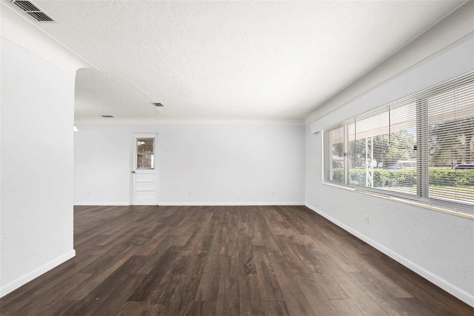 Image 13 of 44 For 1700 63rd Street N