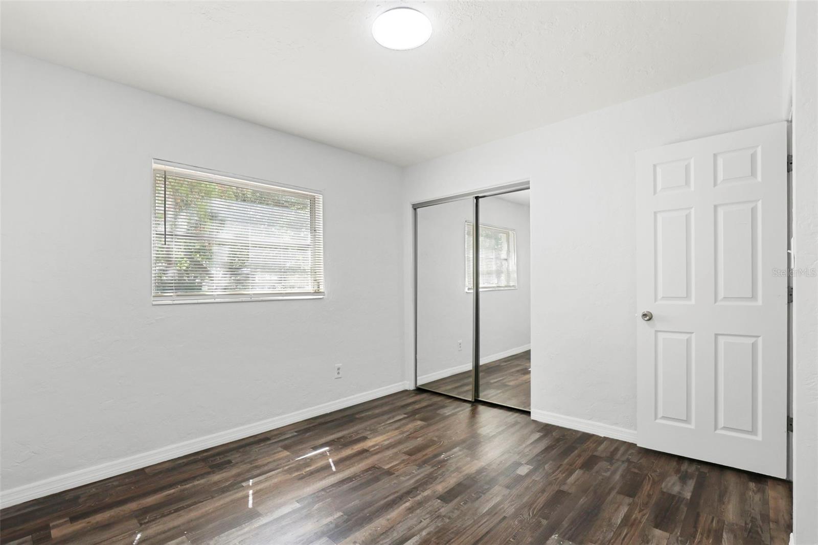 Image 23 of 44 For 1700 63rd Street N