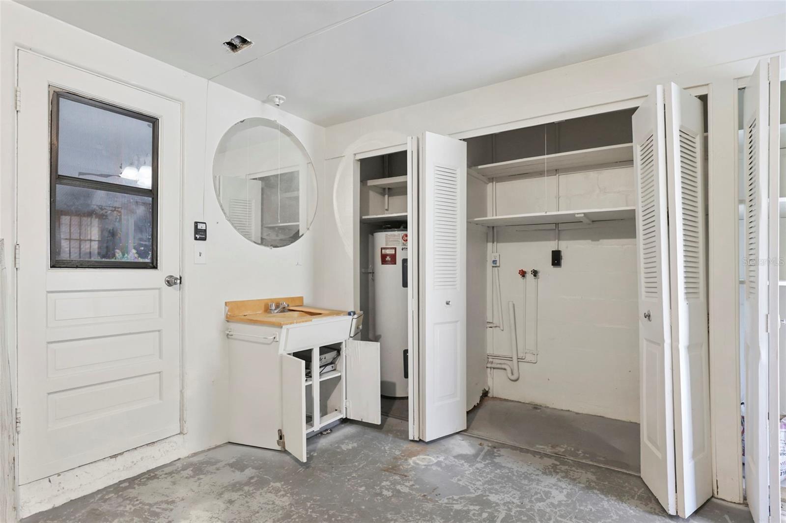 Image 26 of 44 For 1700 63rd Street N