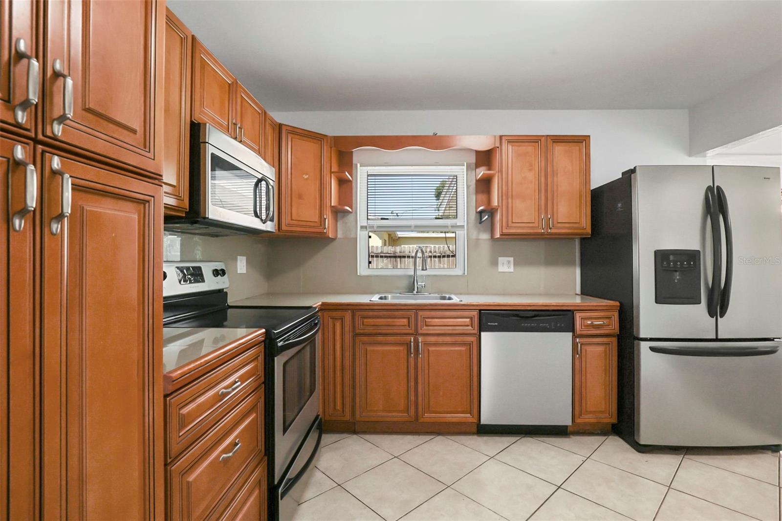 Image 3 of 44 For 1700 63rd Street N