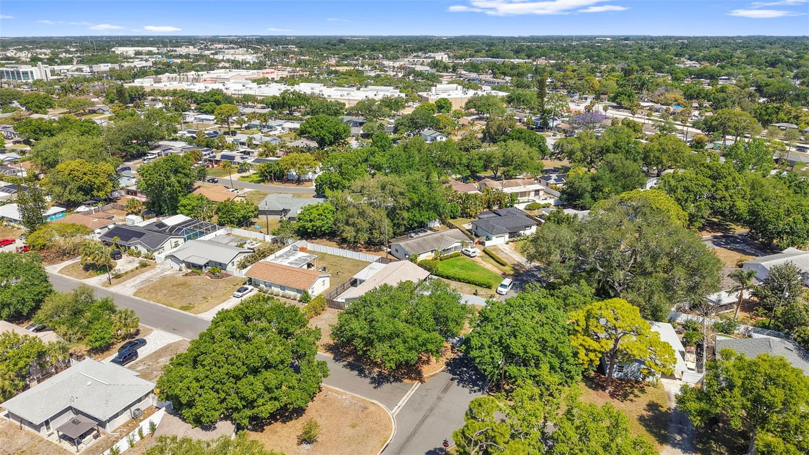 Image 38 of 44 For 1700 63rd Street N