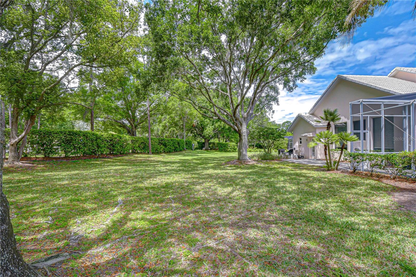 Image 30 of 41 For 5201 Laurel Pointe Drive