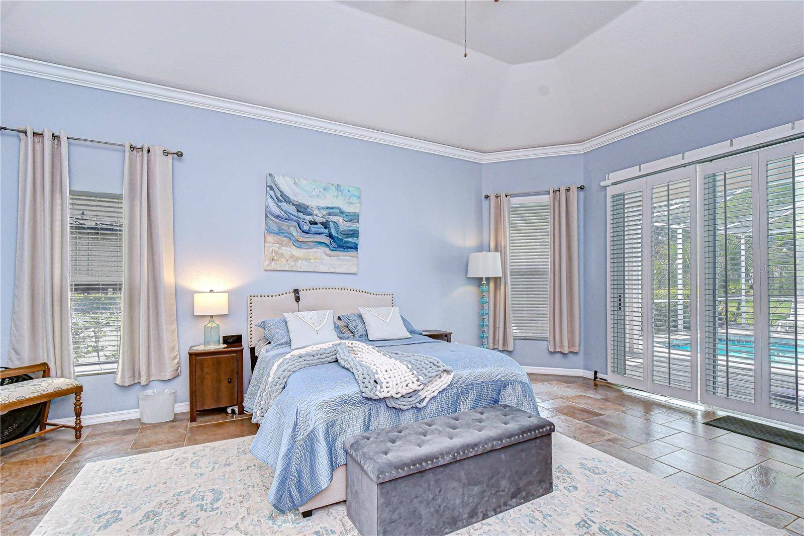 Image 5 of 41 For 5201 Laurel Pointe Drive